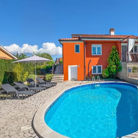 2 Bedroom Awesome In *