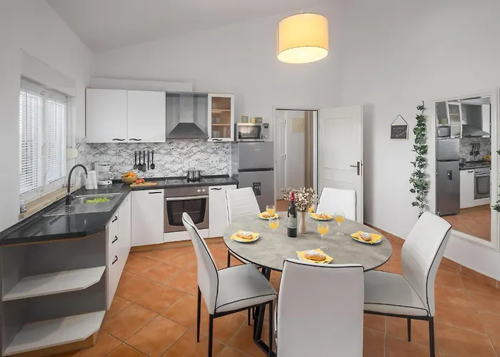 2 Bedroom Awesome In Porec * Poreč
